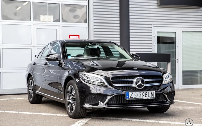 Mercedes-Benz Klasa C cena 109000 przebieg: 51923, rok produkcji 2019 z Zabłudów małe 232